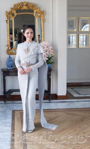 ชุดไทยเจ้าสาว ชุดไทยจักรพรรดิ์ เช่าที่แบมบี้ เวดดิ้ง ห้วยขวาง